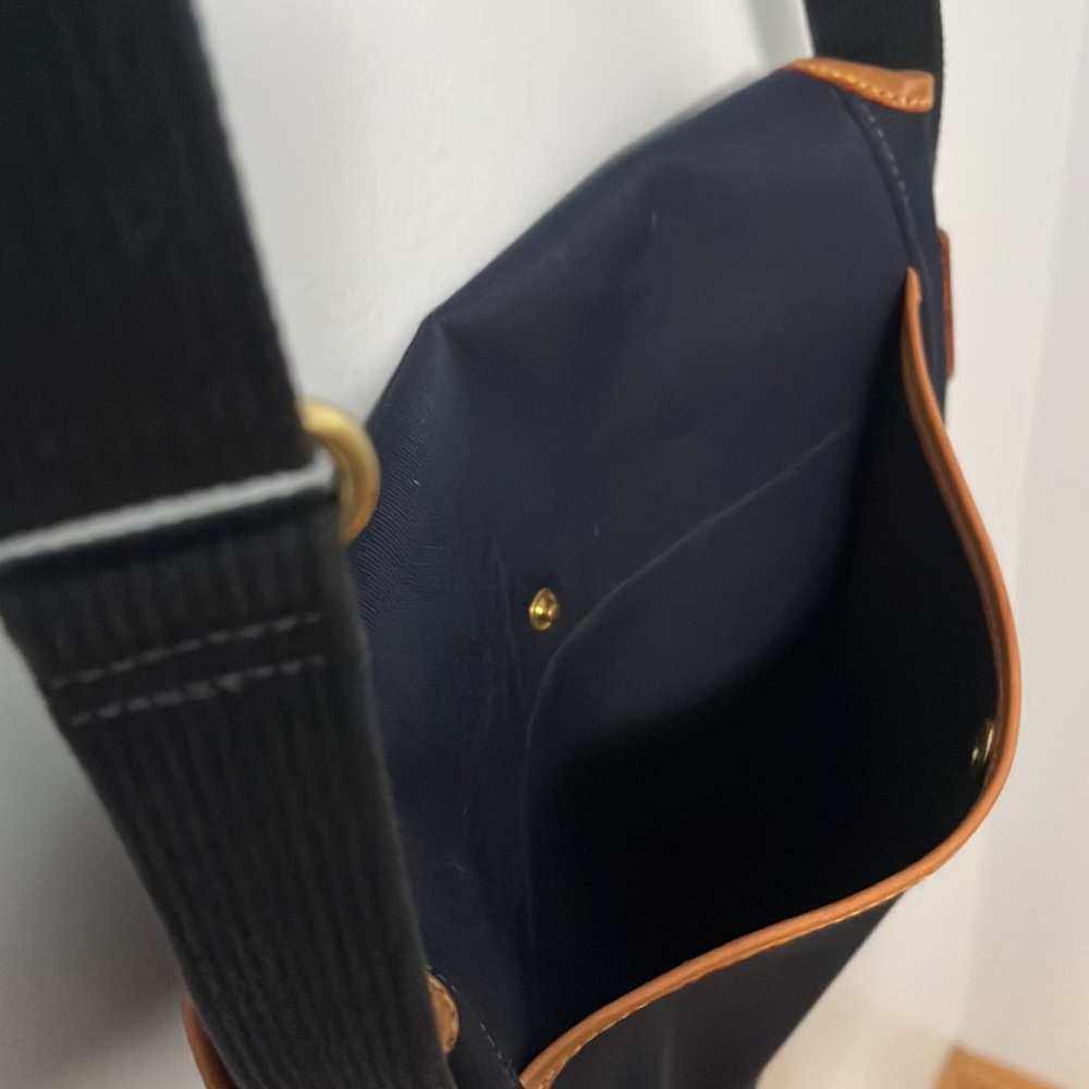 Vintage Dooney & Bourke Messenger Canvas Crossbody Bag - Picture 6 of 9